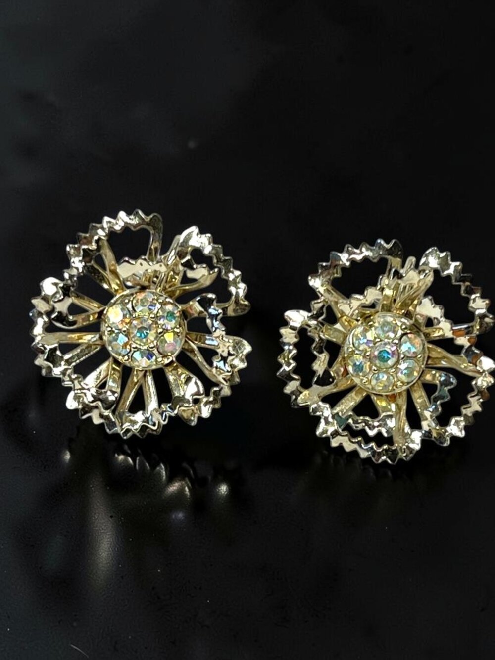 Vintage Sarah Coventry Aurora Borealis Rhinestone Flower Clip-On Earrings Gold